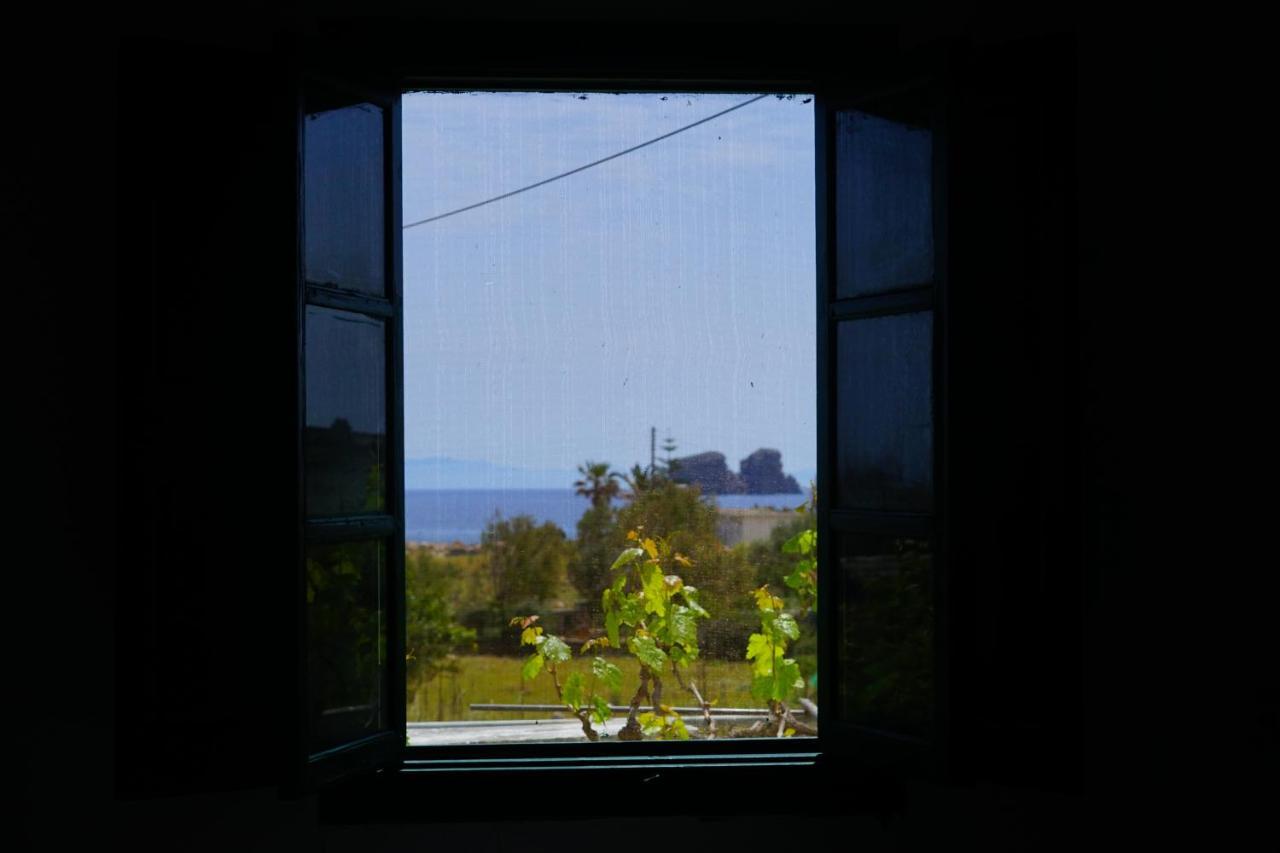Holiday home Anevalousa House