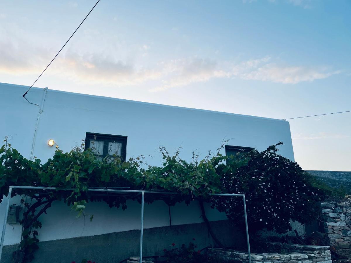 Anevalousa House * Moutsouna